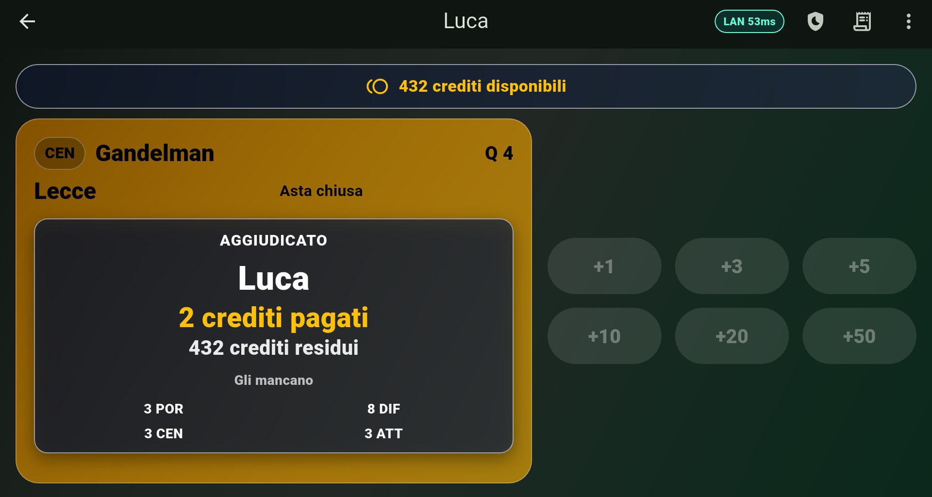 Stanza live di Fantacalcio Pulse su tablet: giocatore appena aggiudicato con crediti residui e prossimi rilanci